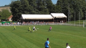 Foto: Peter Jačišin zvyšuje na 3:1 v zápase Vyšná Šebastová - Brezovička.